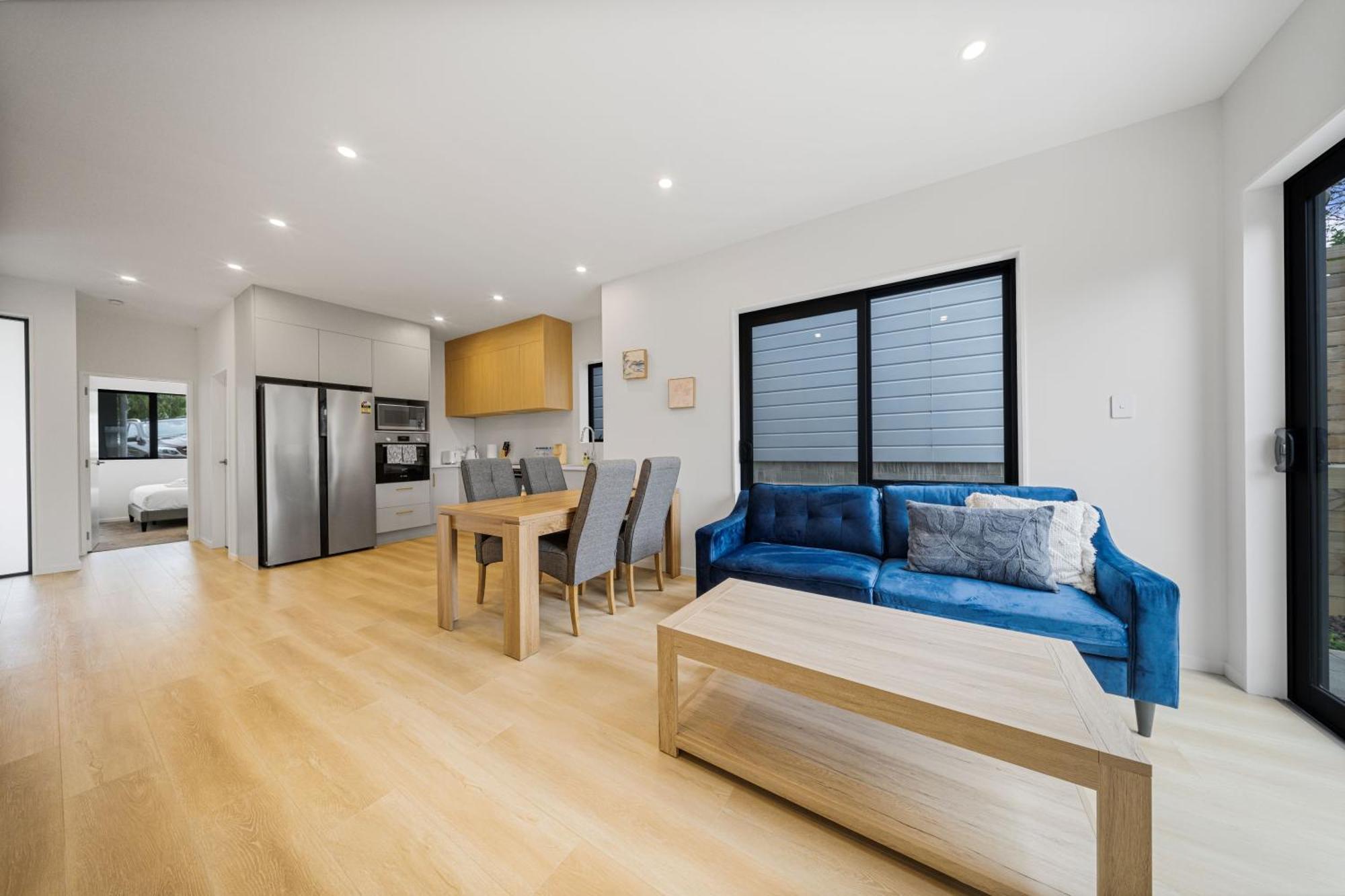 West Harbour Modern 4-Bedroom Retreat Auckland Bilik gambar