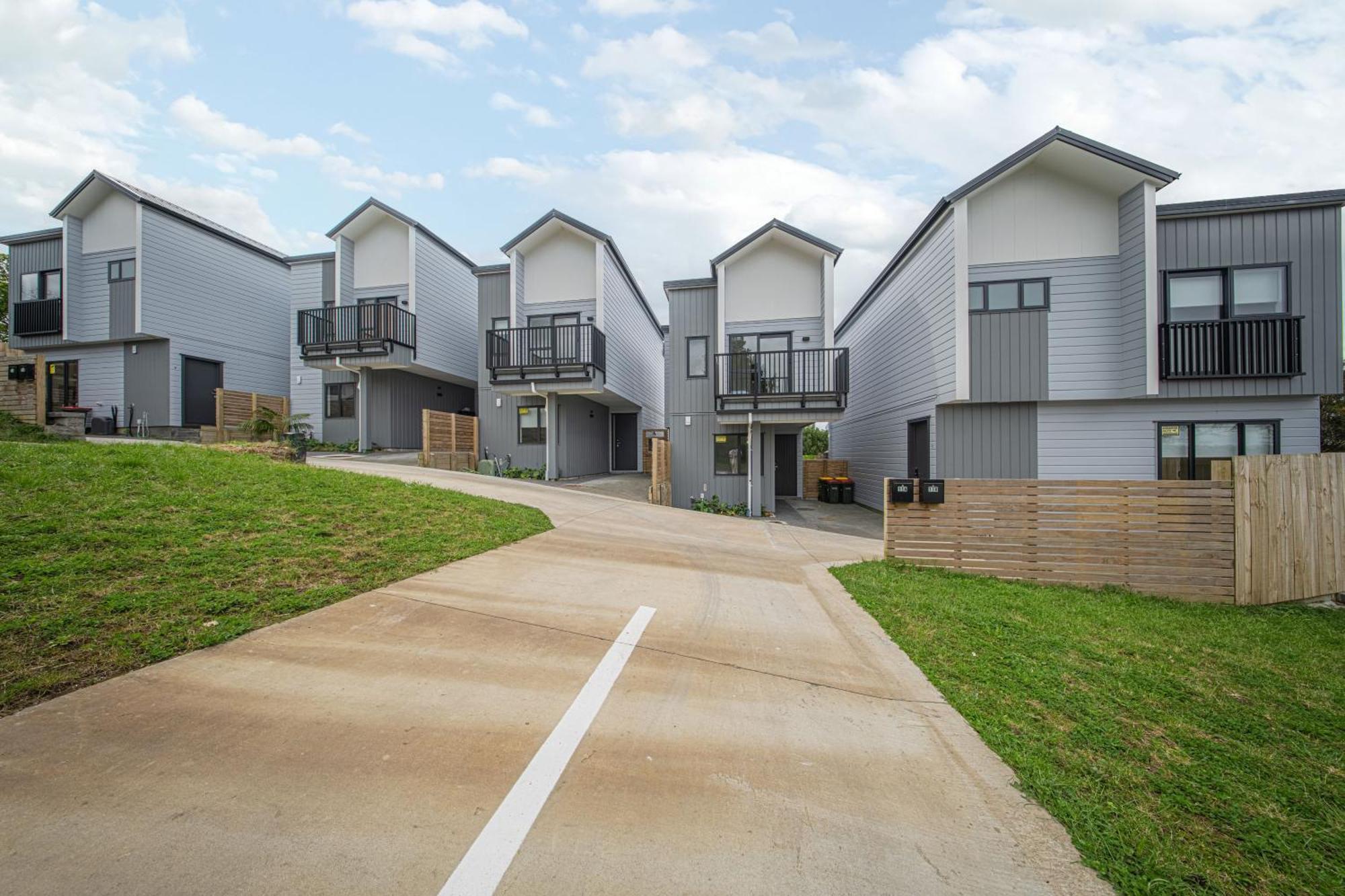 West Harbour Modern 4-Bedroom Retreat Auckland Bilik gambar